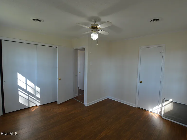 321 Dell Brock Rd — Photo 12