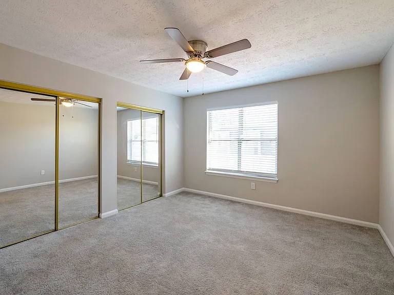 Westside Court | Modern Living in the Heart of Westside — Photo 12