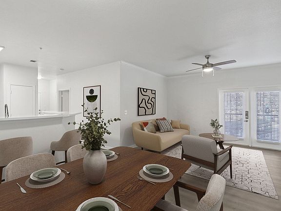 5th image of 9835 Fredericksburg Rd APT 516