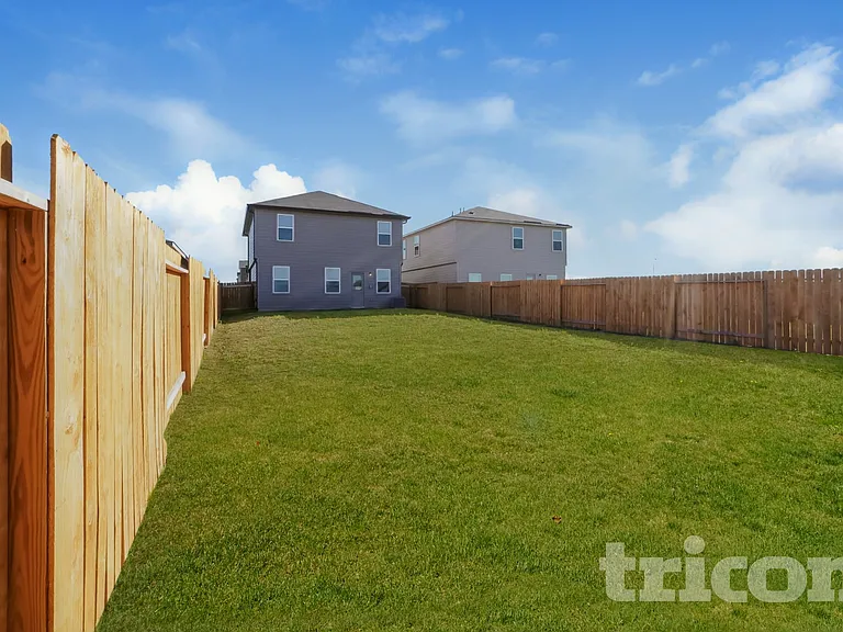 732 Shoal Crk — Photo 14