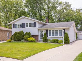361 Skyview Rd, Cleveland, OH 44109