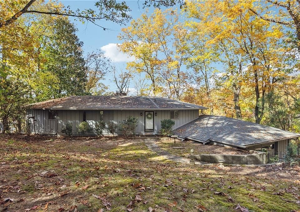 814 Lakeshore Dr, Berkeley Lake, GA 30096 Zillow
