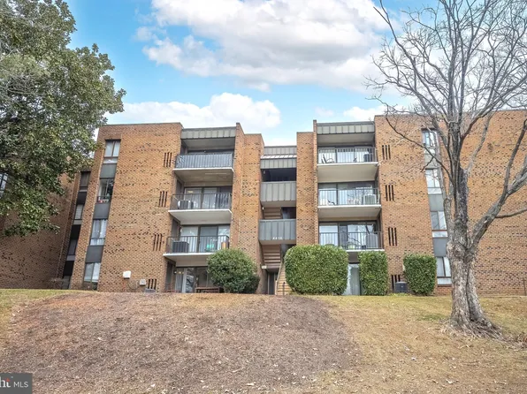 4416 Island Pl APT 102, Annandale, VA 22003