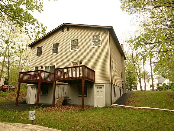 4th image of 10 Mountain Dr