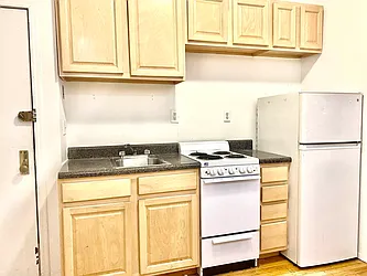 Rented by Best Apartments North Inc