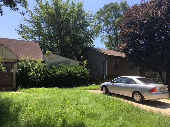 5th image of 511 Woodmoor Dr