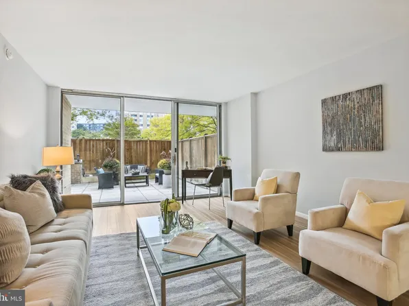 3001 Veazey Ter NW APT 515, Washington, DC 20008