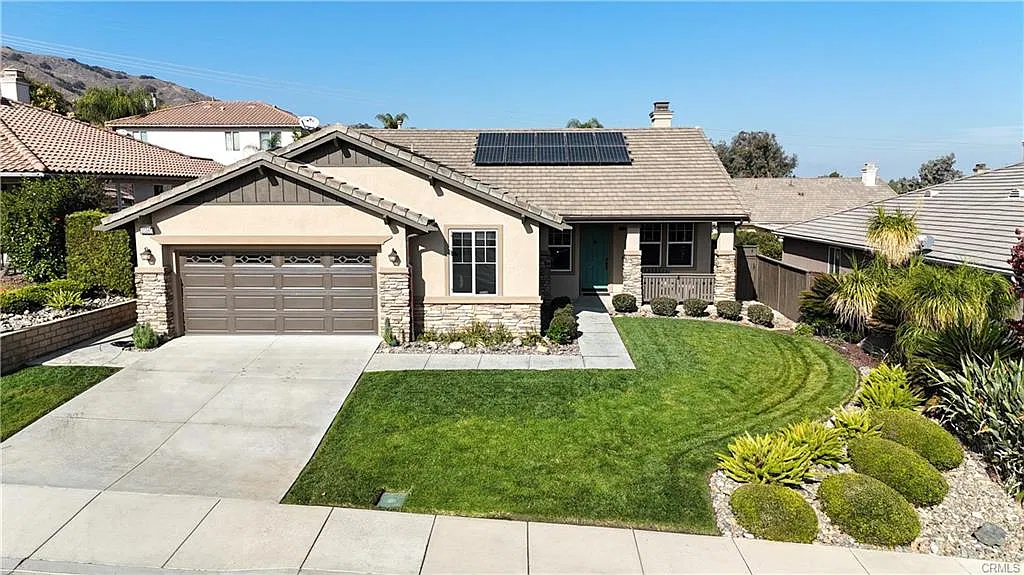 Aquacate Rd, Corona — Photo 1