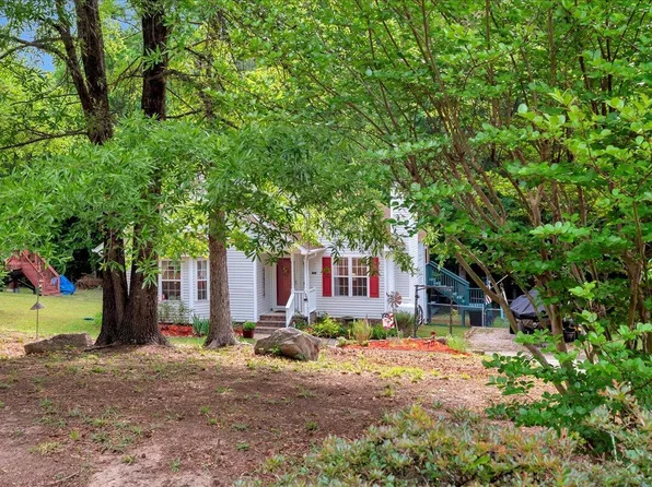 135 Crooked Creek Run, Louisburg, NC 27549