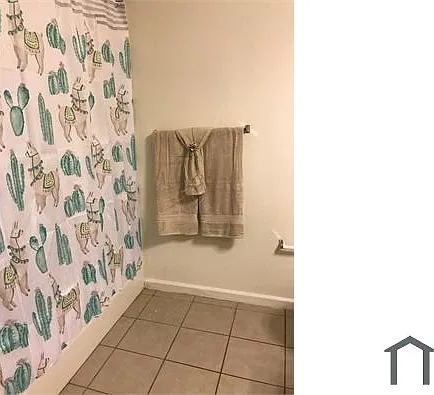 1318 E Grace St — Photo 6