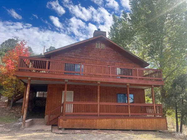 2041 Saint Bernard Dr, Frazier Park, CA 93225