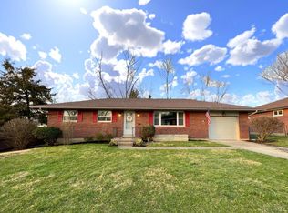 602 Crestview Dr, Lebanon, OH
