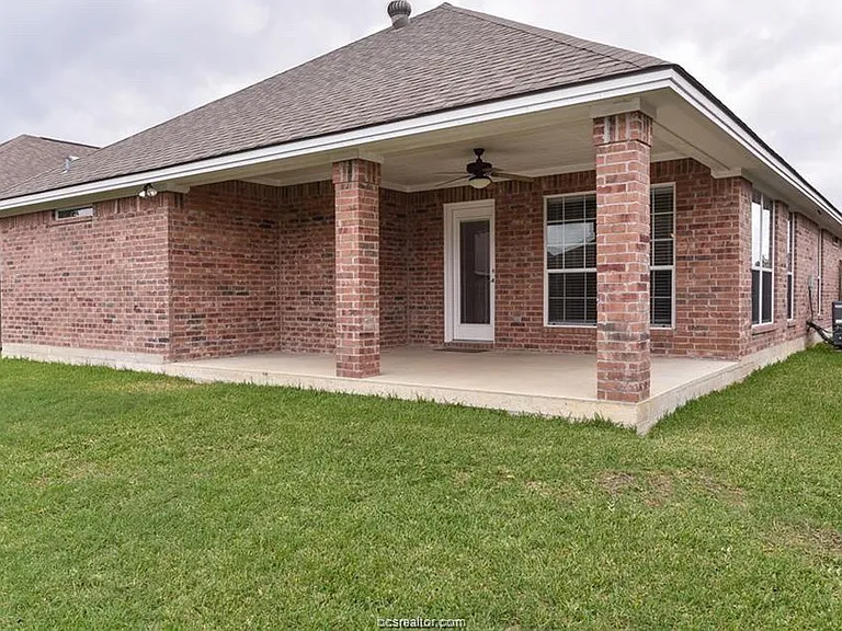 914 Crystal Dove Ave — Photo 21