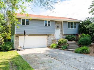 6105 W Conley Rd, Peoria, IL 61604