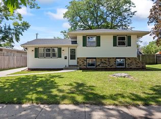 813 SE 2nd St, Ankeny, IA 50021