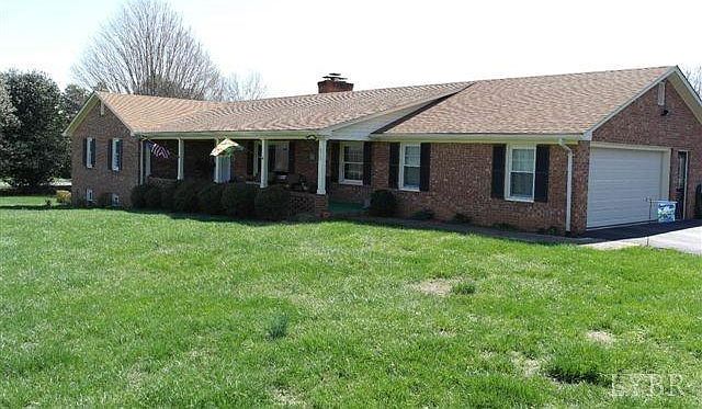 1st image of 205 Foxhall Dr