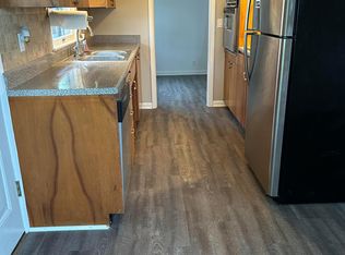 309 19th Pl, Clinton, IA 52732