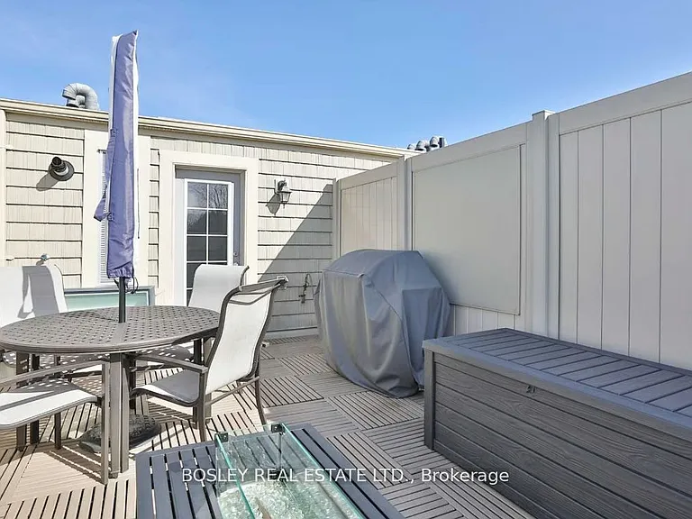 45 Hargrave Ln #148 — Photo 31