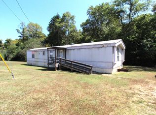 245 Bailey St, Lexington, TN 38351