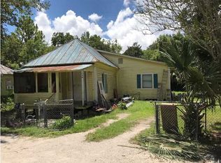 174 10th St, Apalachicola, FL 32320