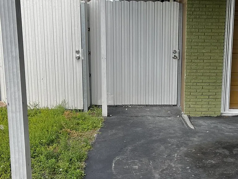 2321 Tarpon Dr #2 — Photo 5