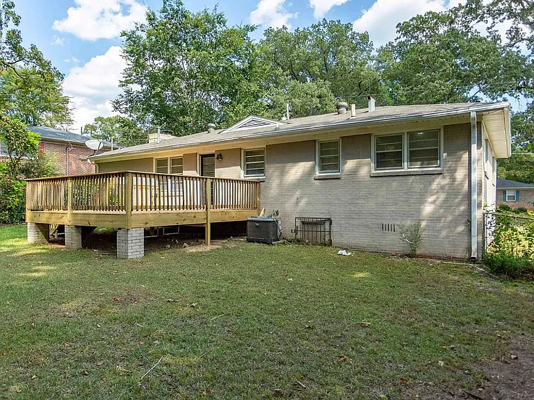 1152 Dogwood Ln — Photo 19