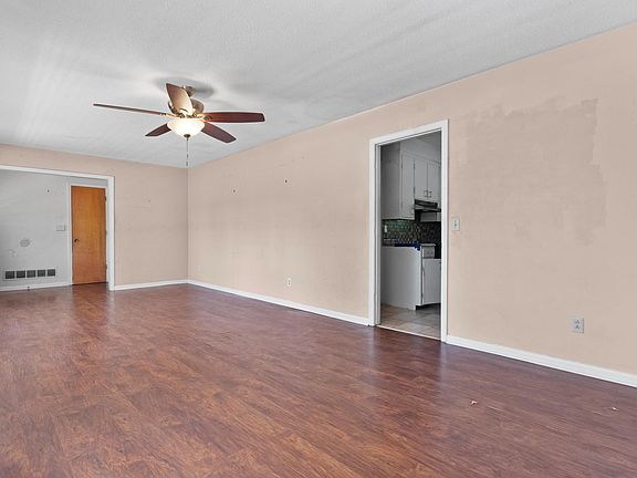 5th image of 6723 Valleybrook Rd