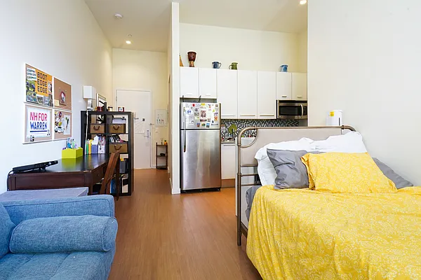 Rented by Corcoran | media 27