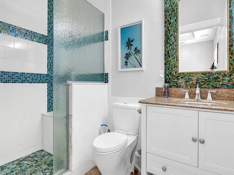 2230 Seaside St — Photo 21