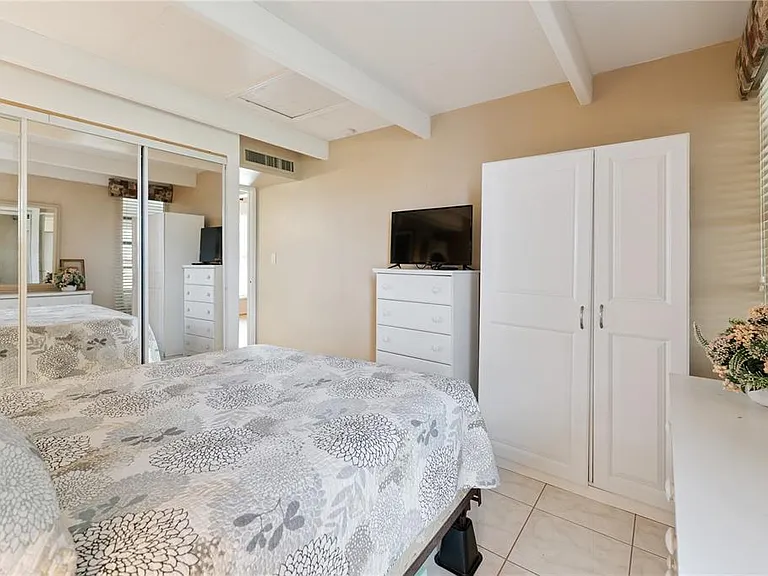 3821 Club Cir — Photo 11