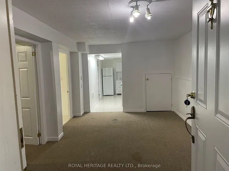1633 Marshcourt Dr #BASEMENT — Photo 7