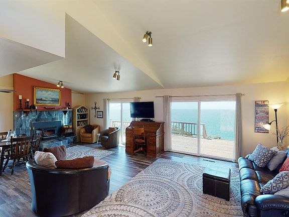 3rd image of 38560 Robinson Reef Drive