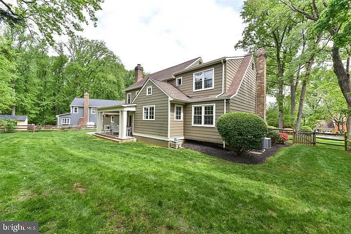 7219 Hyde Rd — Photo 43