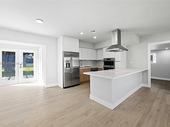4th image of 8560 SW 126th Ter