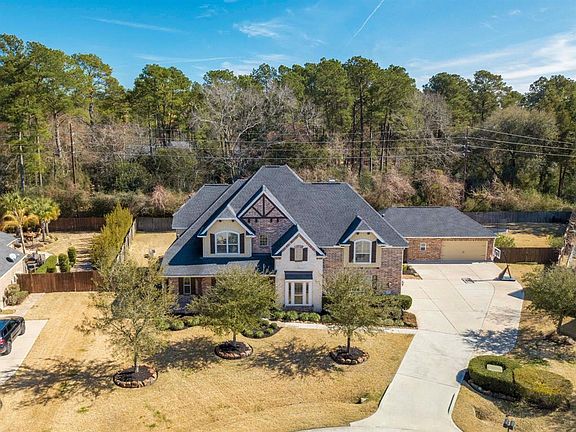 5th image of 10426 Waterstone Estates Ct
