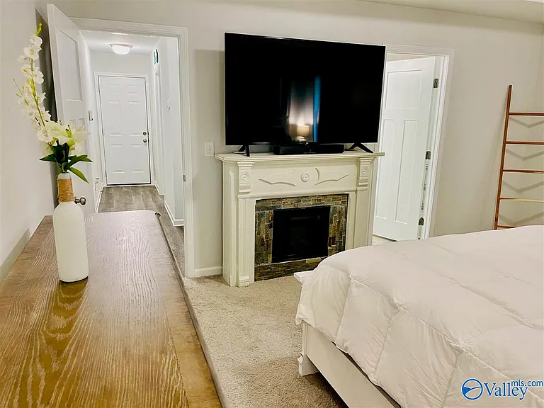115 Edgestone Dr — Photo 23