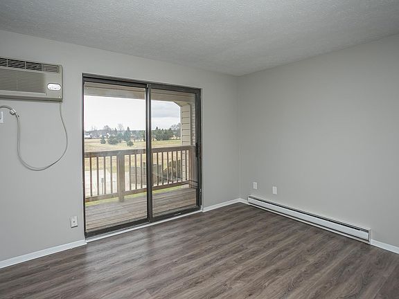 4th image of 222 Brunswick Dr