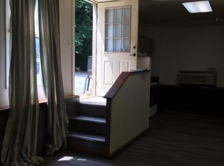 410 Valley St APT C, Scottsville, VA 24590