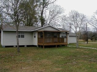 100 Pine Tree Ln, Shepherd, TX 77371