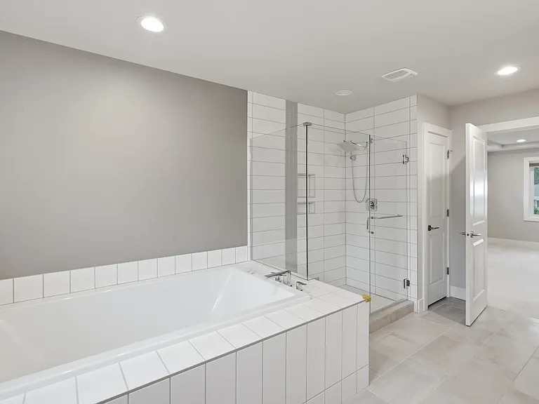 8629 NE 134th Pl — Photo 28