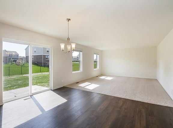 5th image of 1724 Muirfield Dr