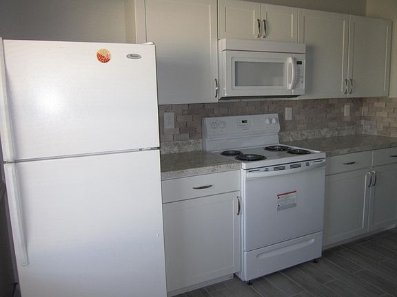 5th image of 2142 Sanctuary Ct
