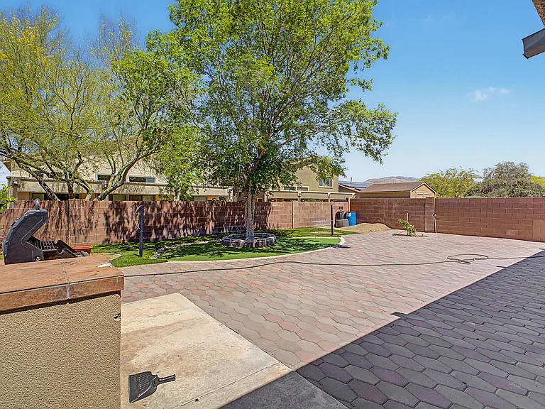 10613 E Avalon Park St — Photo 36