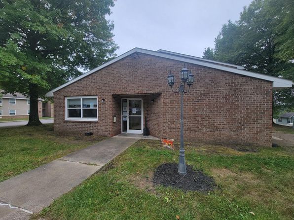 Stonewall Gardens | 50 Stone Ln, Bridgeport, WV