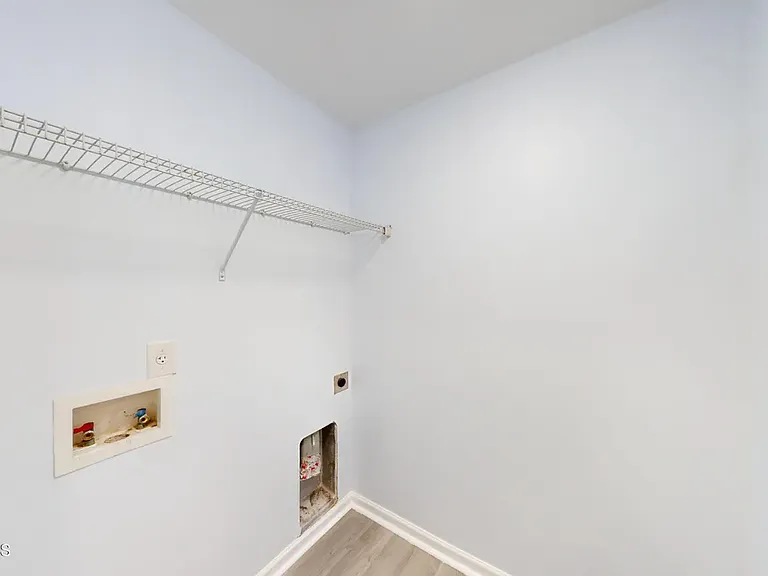 536 Candida Dr — Photo 19