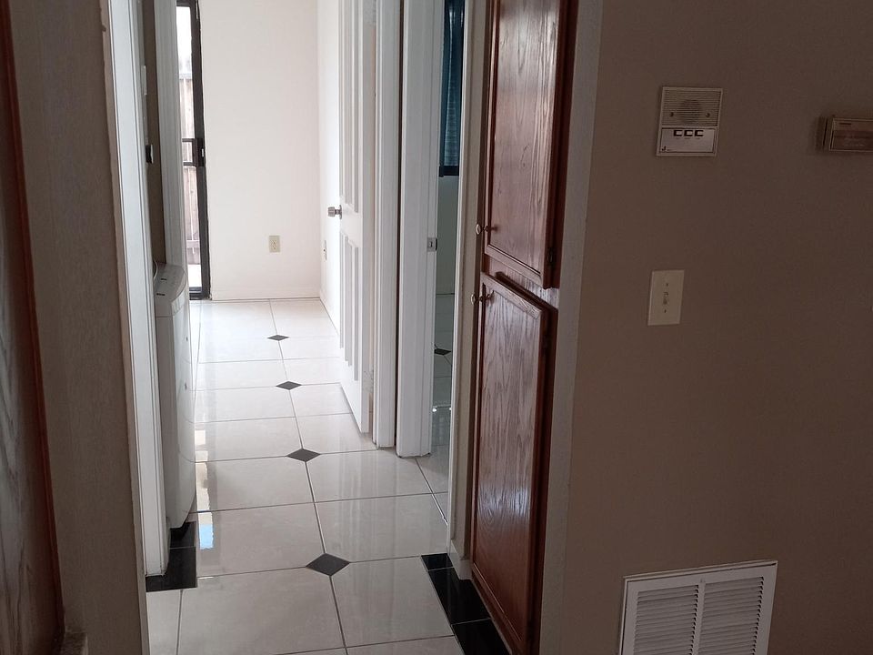 1st image of 4565 Ohio St