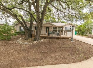426 N Summit Ridge Dr, Leander, TX 78645