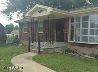 5600 Clearridge Pl, Louisville, KY 40229