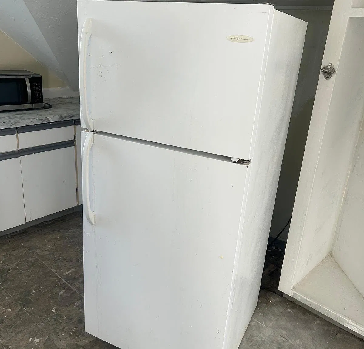 3 bed, $2,700 — Photo 1