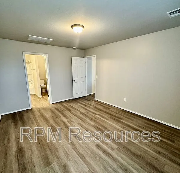 11728 Jude Way — Photo 12